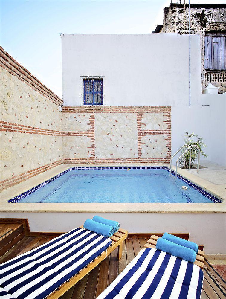 Hotel Boutique Carretas 3*